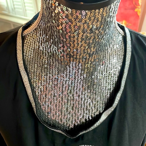 Skull Embellished Long Sleeve - Picture 4 of 13